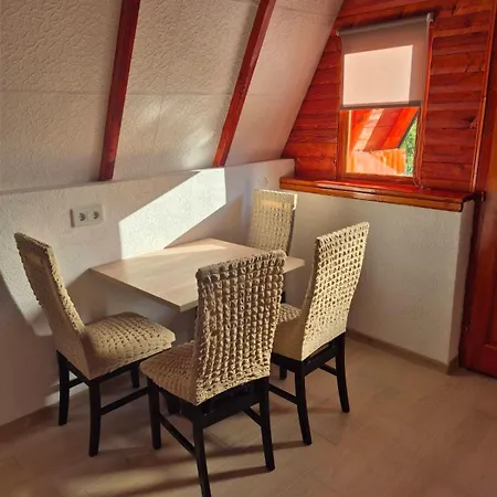 Adna 's Nyaraló Orašac